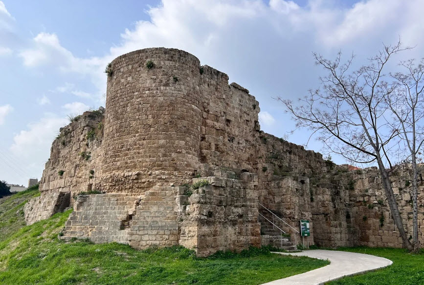 Saint Louis Castle, Lebanon